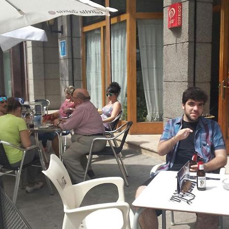 Hostal Galicia Фигерас Екстериор снимка