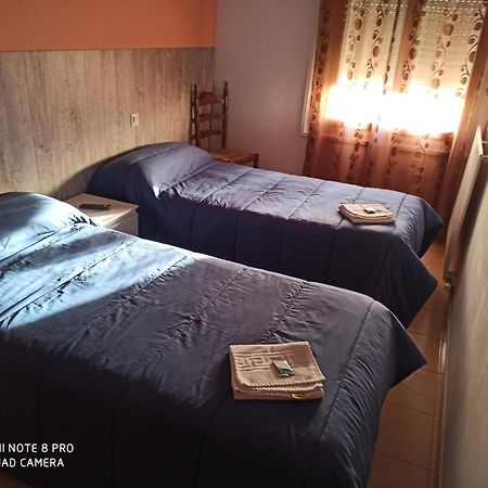Hostal Galicia Фигерас Екстериор снимка